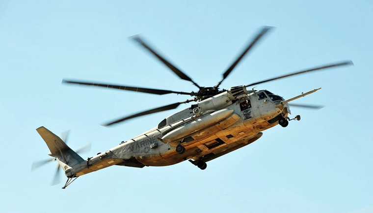 CH-53“海上種馬”運(yùn)輸直升機(jī).jpg